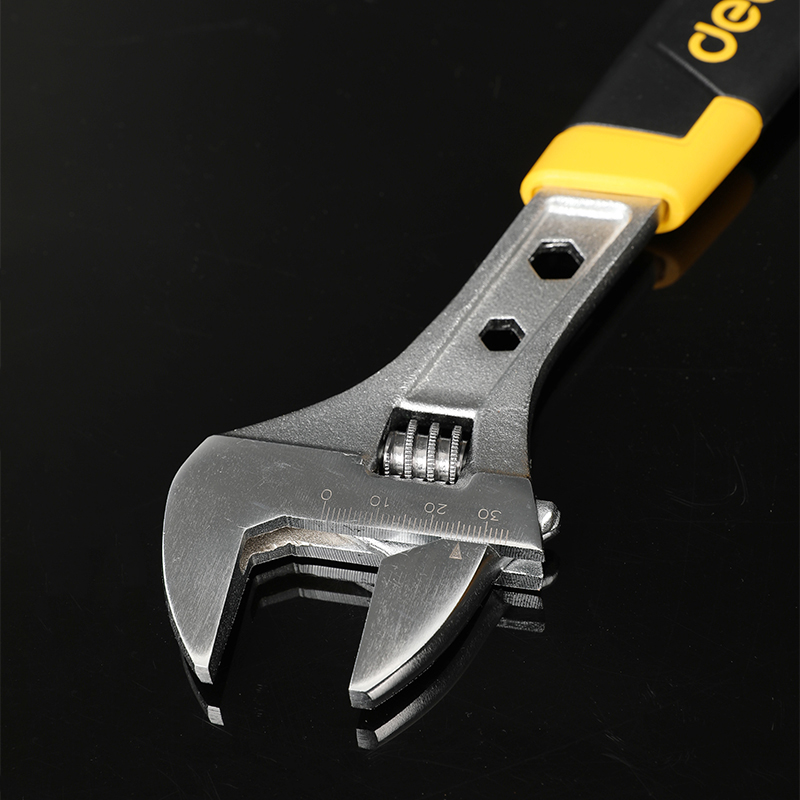 Adjustable wrench 150 mm