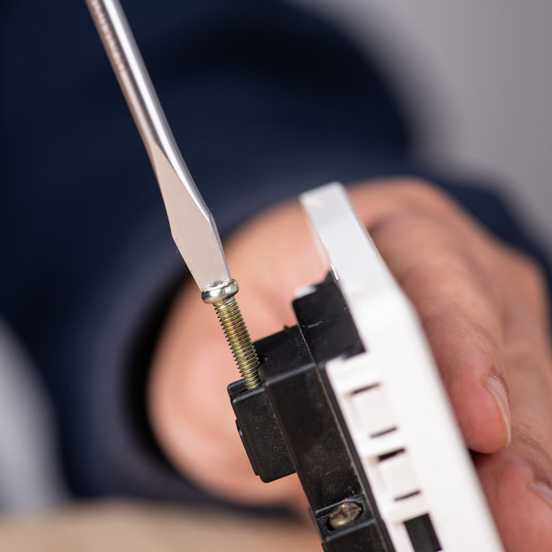Slotted screwdriver