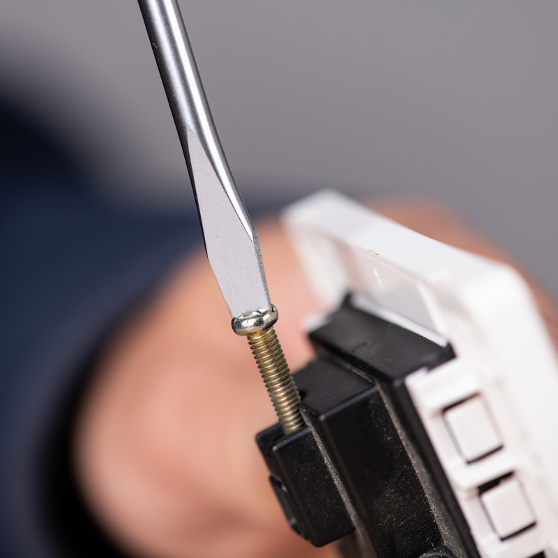 Slotted screwdriver